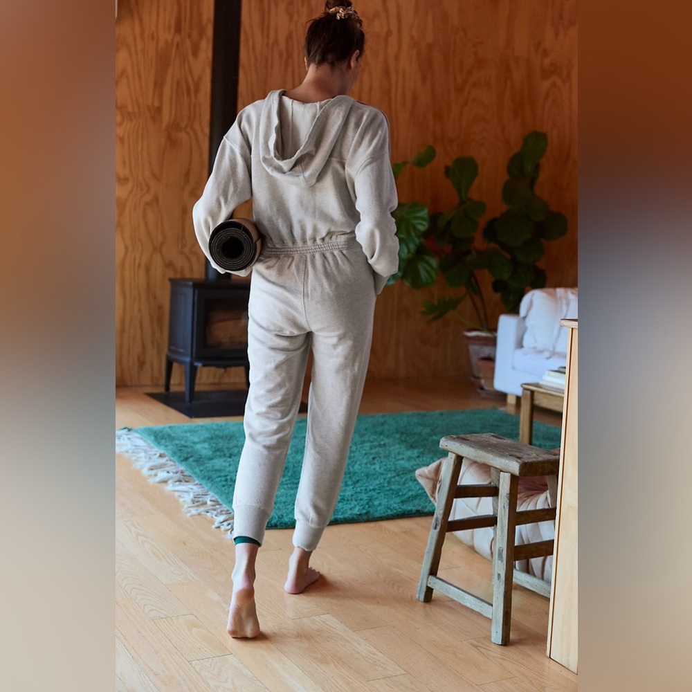 FP MOVEMENT X HATCH WARM UP ONESIE NWT XL - Picture 3 of 3